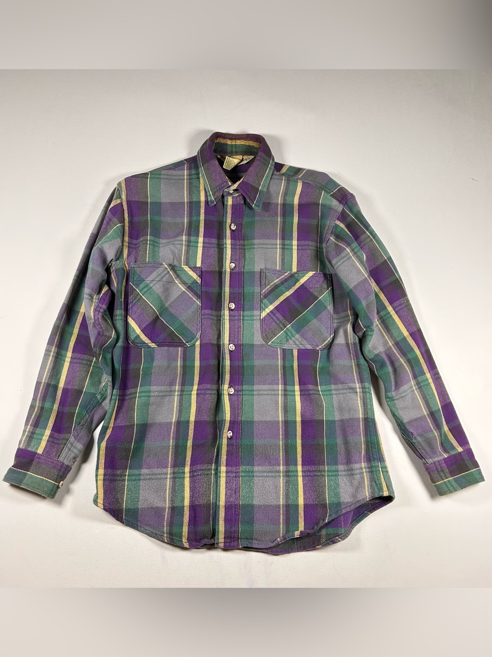 Vintage St Johns Bay Flannel Shirt Made USA Heavyweight Plaid Mens M Purple 90s